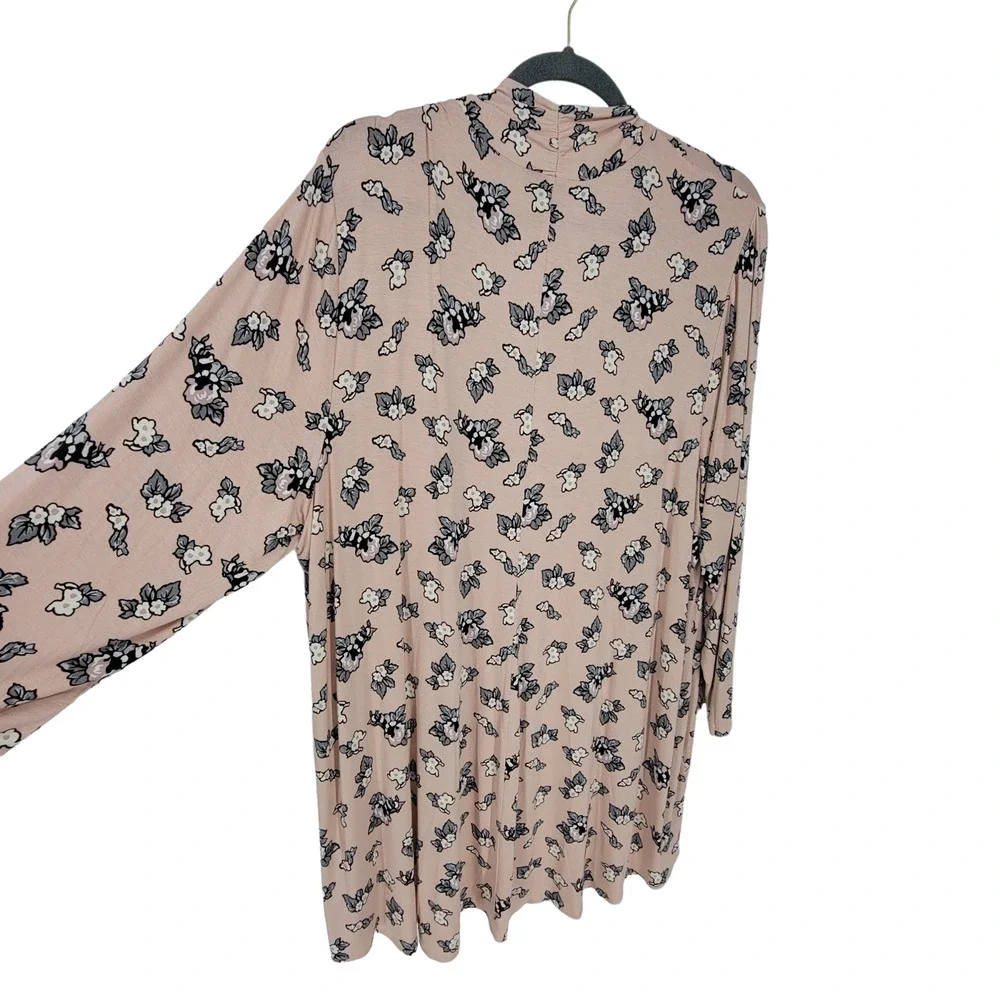 Lane Bryant Women's Size 22/24 Floral Open Front Pink Cardigan - Picture 6 of 8
